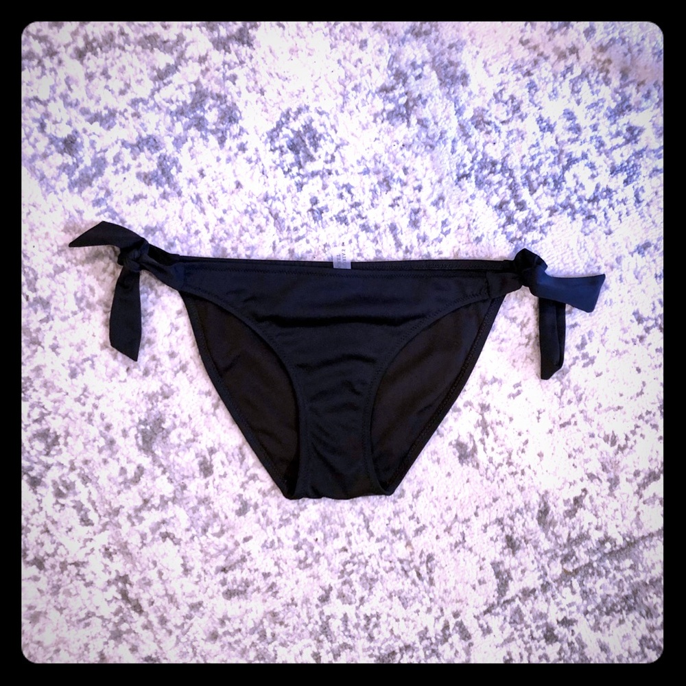 ⭐️2 for $25⭐️ Victoria Secret Tie Bikini Bottoms